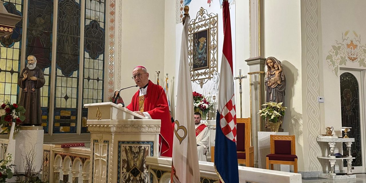 CHICAGO: 50. obljetnica svećeničkog ređenja i 34. obljetnica biskupskog posvećenja mons. Želimira Puljića
