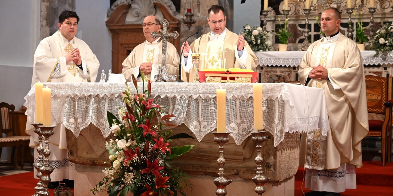 ZADAR: Vlč. Ivan Vučak predvodio misno slavlje na Zavjetni dan sv. Šime u svetištu sv. Šime